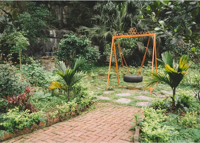 Trang An Mountain House
