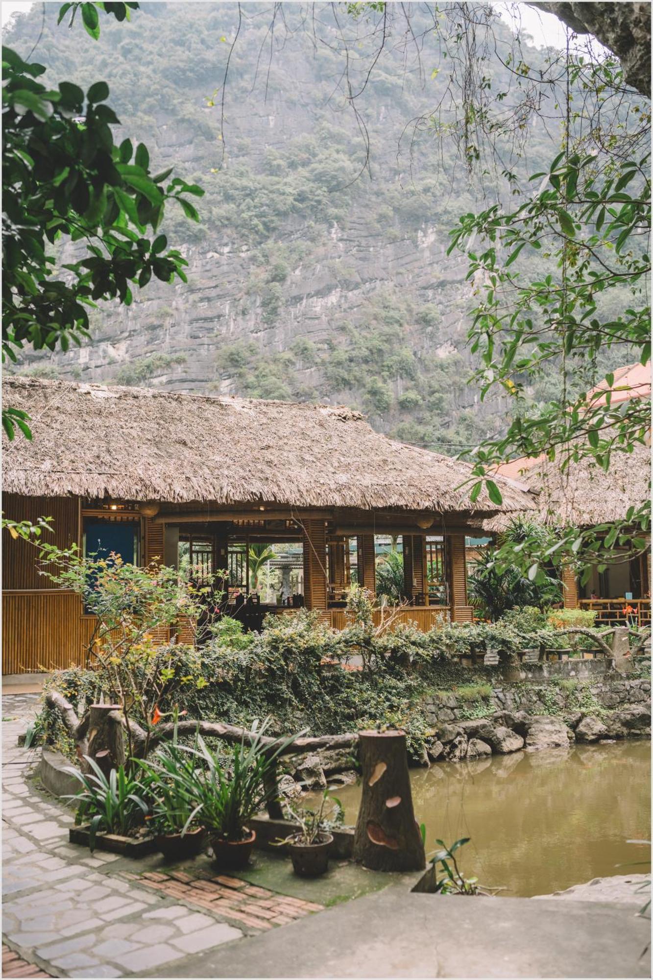 Trang An Mountain House