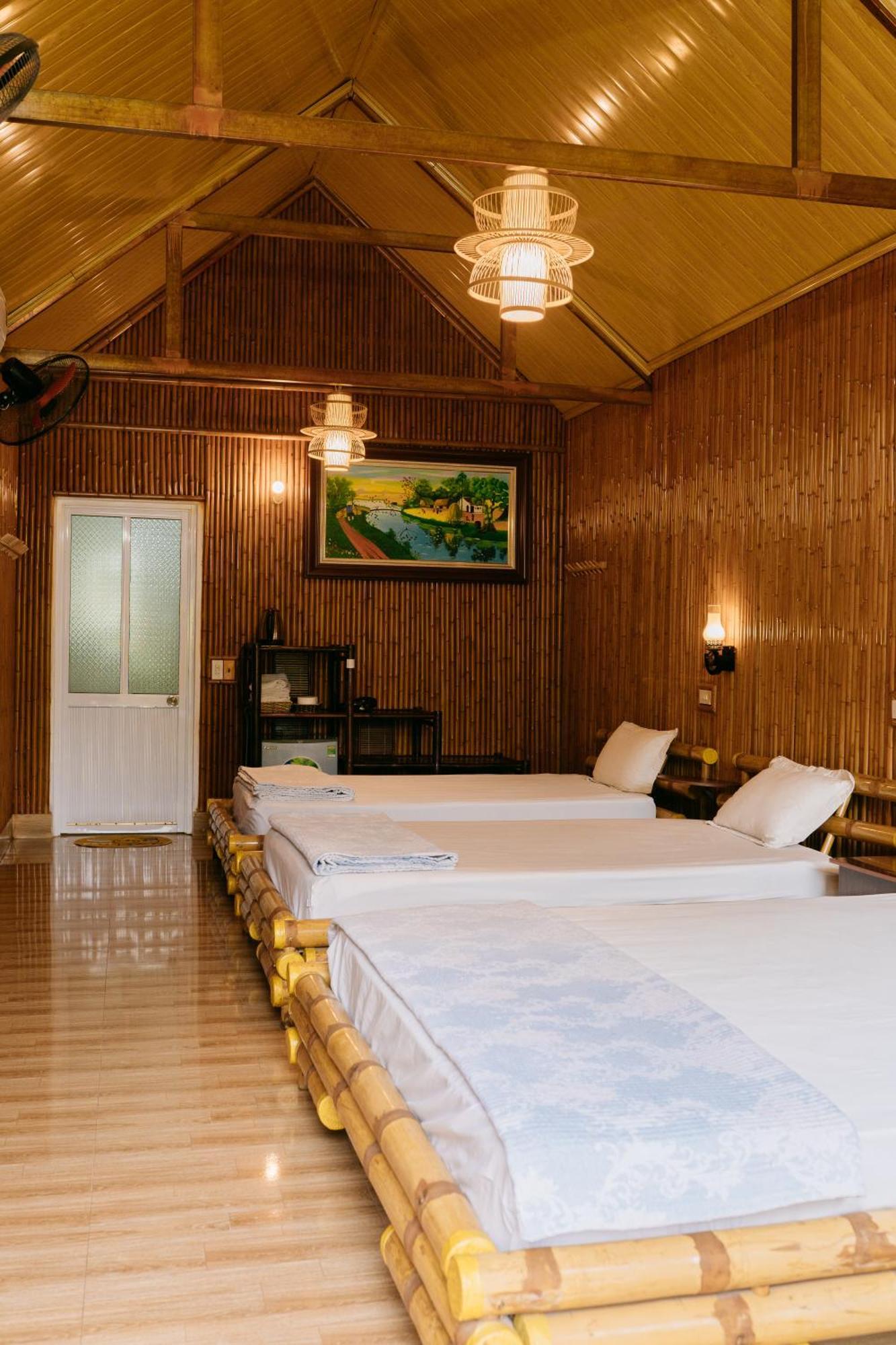 Trang An Mountain House *